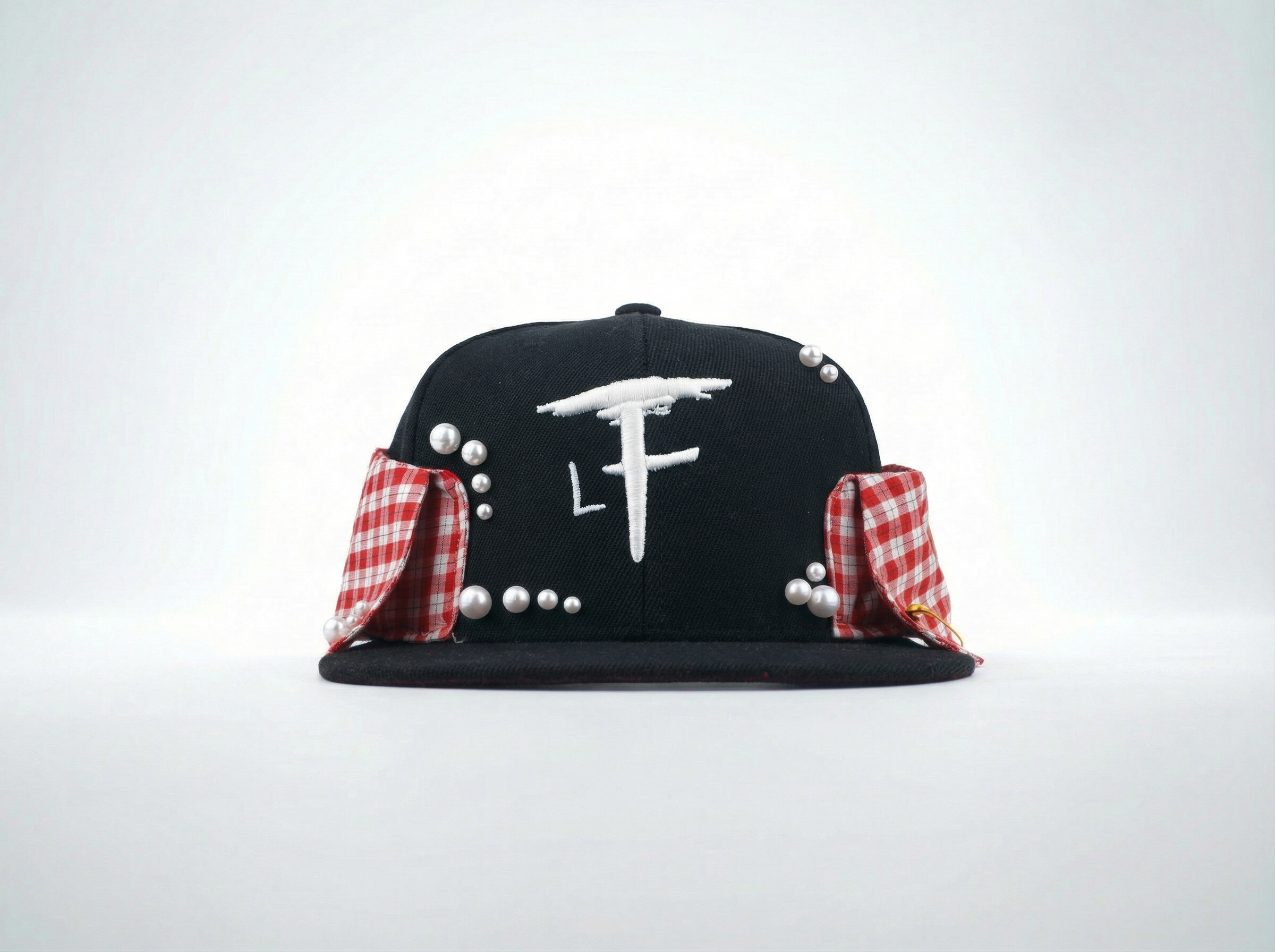 LF collar hat