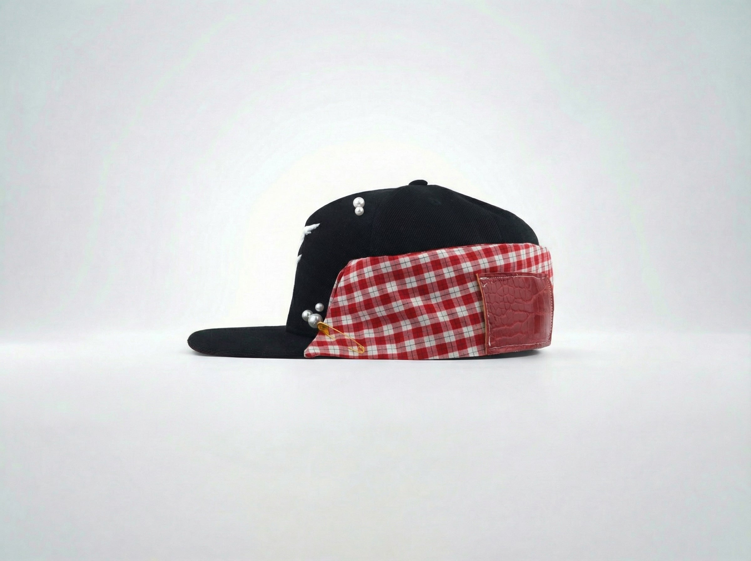 LF collar hat